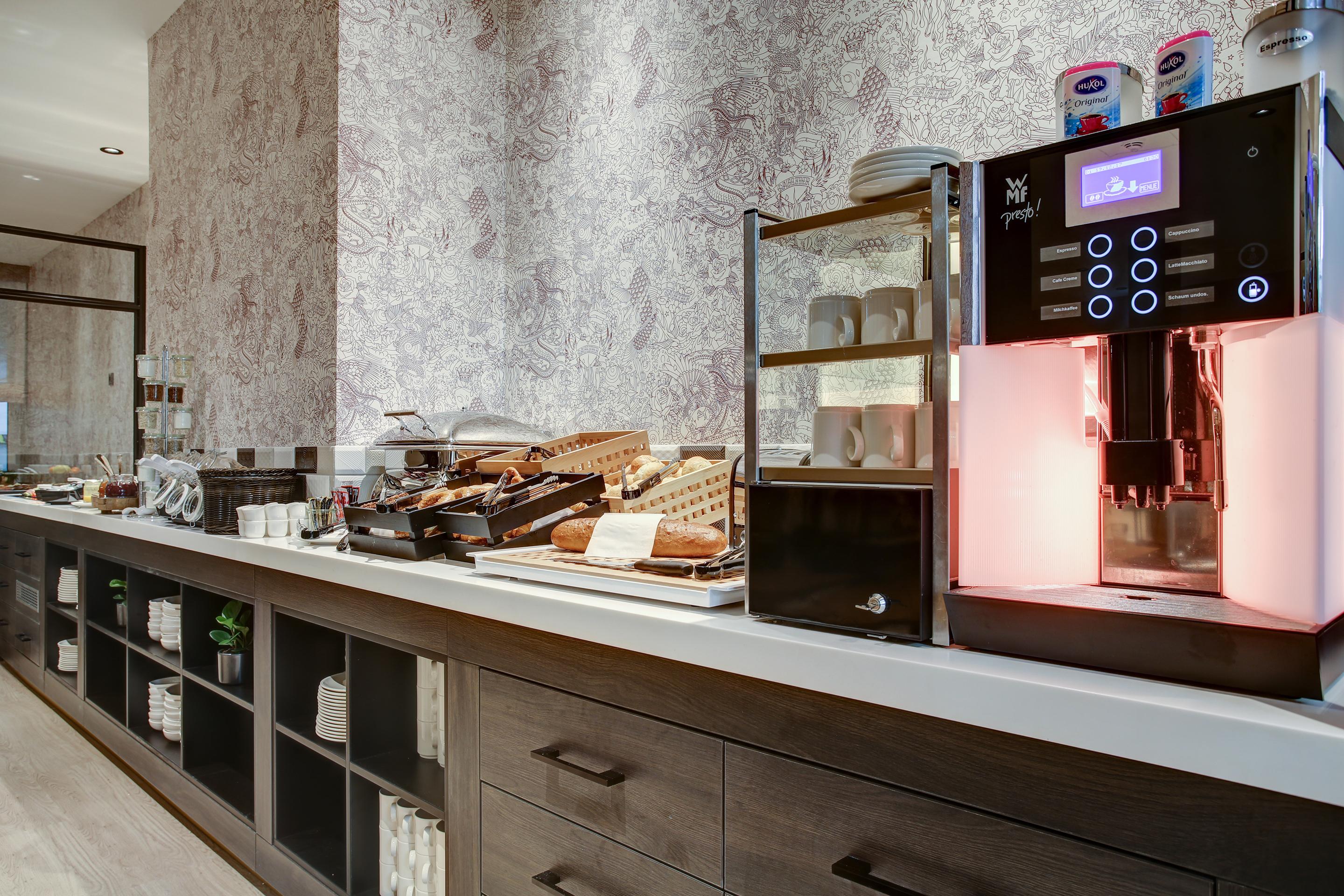 Vienna House Easy By Wyndham Hamburg City Экстерьер фото