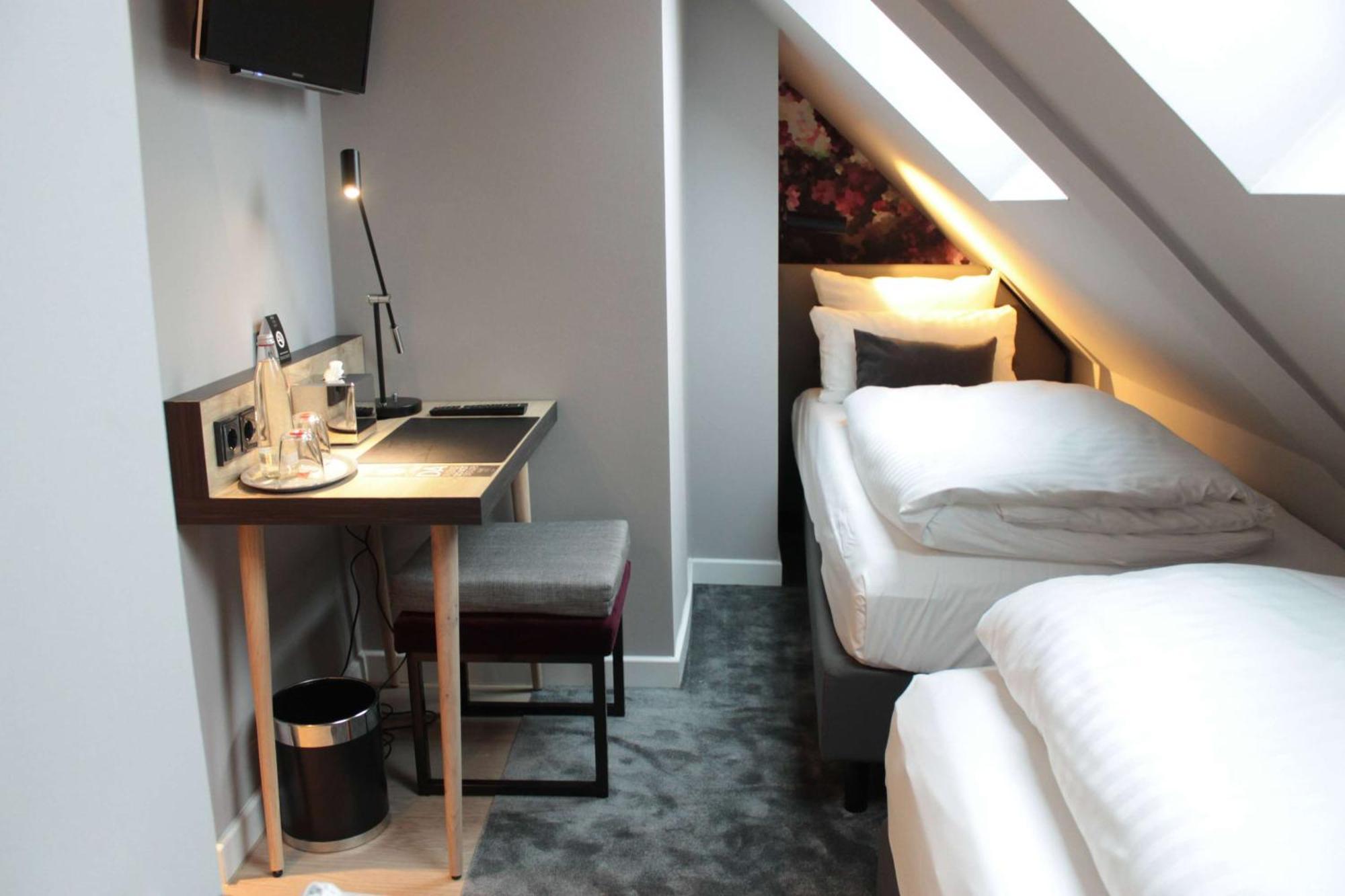 Vienna House Easy By Wyndham Hamburg City Экстерьер фото